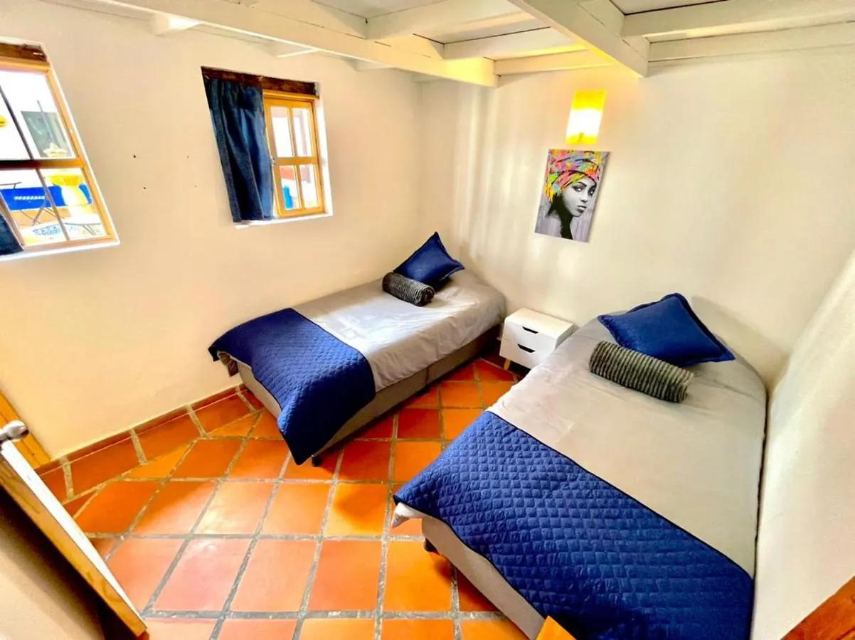 La Casa De Las Plazas Urban Bogota Guest house
